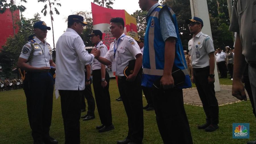 Menteri Perhubungan, Budi Karya Sumadi, resmi membuka posko pusat terpadu angkutan lebaran (Angleb) 2019, Selasa (28/5/2019).