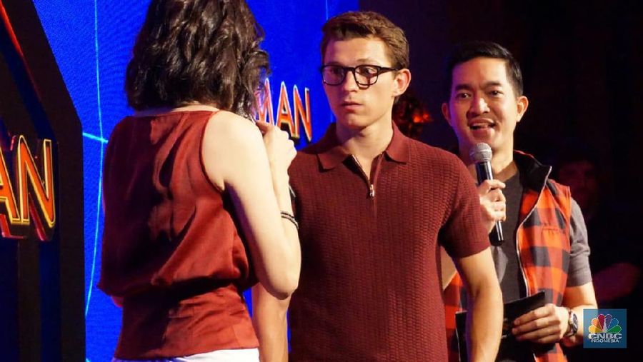 Tom Holland, Spiderman, Bali (վ/Gustidha Budiarti)