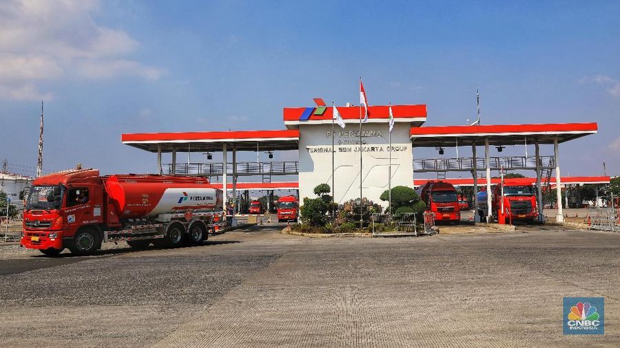 PT. Pertamina melepas mobil storage di Terminal Bahan Bakar Minya (TBBM) Jakarta Group, Plumpang, Jakarta Utara, Selasa (28/5/2019). (CNBC Indonesia/Andrean Kristianto)