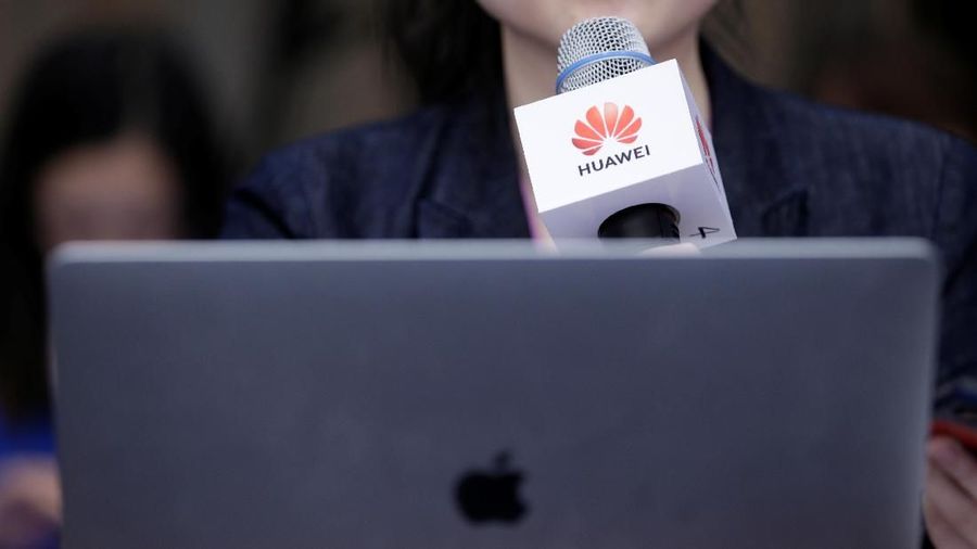 Industri semikonduktor jadi kunci agar Indonesia punya perusahaan elektronika besar macam Huawei yang disegani.