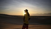 Jika di Yogyakarta ada Gumuk Pasir di kawasan Parang Tritis, maka Vietnam juga punya kawasan untuk bermain sandboarding yang tak kalah menarik.