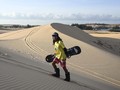 FOTO: Bermain Sandboarding di Vietnam
