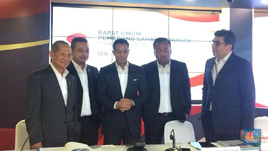 Induk dari stasiun televisi TV One dan ANTV, PT Visi Media Asia Tbk (VIVA), mengalami rugi Rp 233,32 miliar.