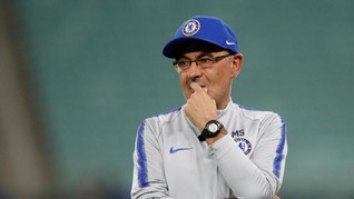 Sarri Habiskan 60 Batang Rokok per Hari