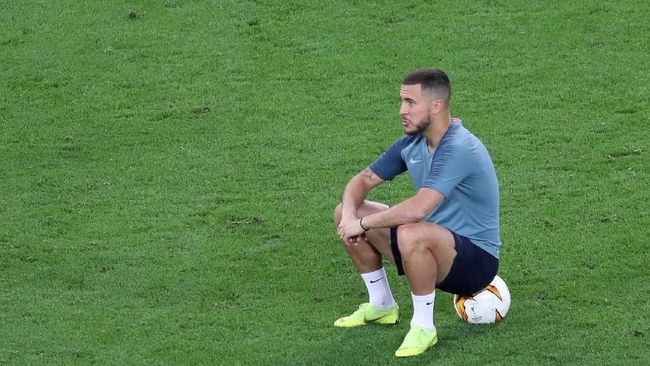 Eden Hazard Malu Dibandingkan dengan Lionel Messi