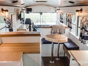 Untung Rugi Tinggal di Campervan