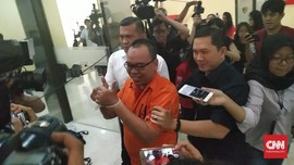 Berbaju Tahanan dan Diborgol, Mustofa Nahra Kembali Diperiksa