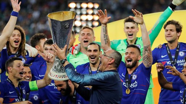 Gabung Juventus, Sarri Buka Peluang Tambah Trofi