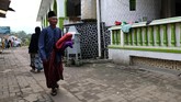 Para santri berasal dari berbagai daerah di seluruh Indonesia, antara lain dari Kalimantan, Sumatera, Papua serta dari beberapa kota di pulau Jawa seperti Jakarta, Bandung, Yogyakarta dan Bogor. (ANTARA FOTO/Anis Efizudin)