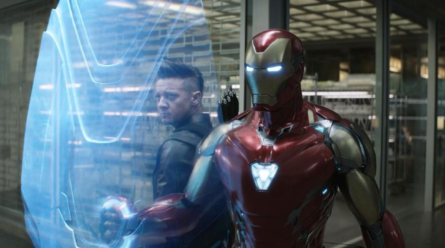 Marvel Studios' AVENGERS: ENDGAME..L to R: Hawkeye (Jeremy Renner) and Iron Man (Robert Downey Jr.)..Photo: Film Frame..©Marvel Studios 2019