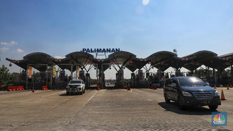 Perjalanan dari Palimanan-Brebes Barat memakan waktu kurang lebih 2 jam 15 menit dengan kecepatan 80-100 km/jam