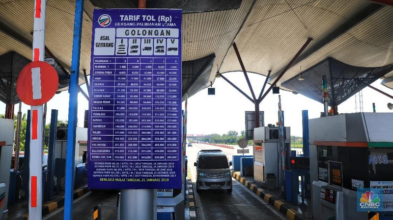 Perjalanan dari Palimanan-Brebes Barat memakan waktu kurang lebih 2 jam 15 menit dengan kecepatan 80-100 km/jam