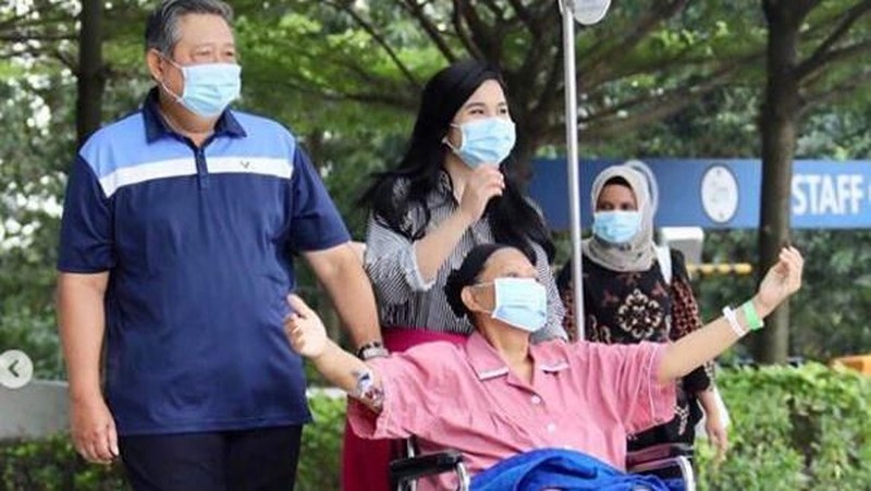 Ani Yudhoyono meninggal dunia pada Sabtu (1/6/2019) pukul 11.50 waktu Singapura.