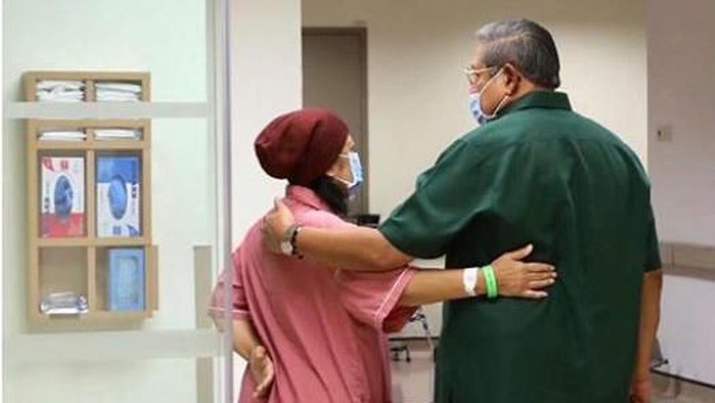 Ani Yudhoyono meninggal dunia pada Sabtu (1/6/2019) pukul 11.50 waktu Singapura.
