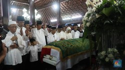 Detik-detik Kedatangan Jenazah Ani Yudhoyono di TMP Kalibata