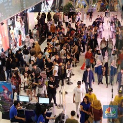 Ramadan Mau Usai, Midnight Sale di GI Diserbu Tadi Malam