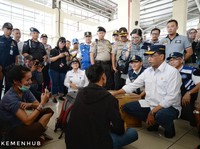Sidak ke Pulo Gebang, Ini Arahan Menhub ke Perusahaan Otobus