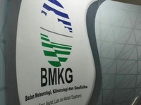 Waspada! Ada Gelombang Ekstrem Hingga 9 Meter di Wilayah Ini