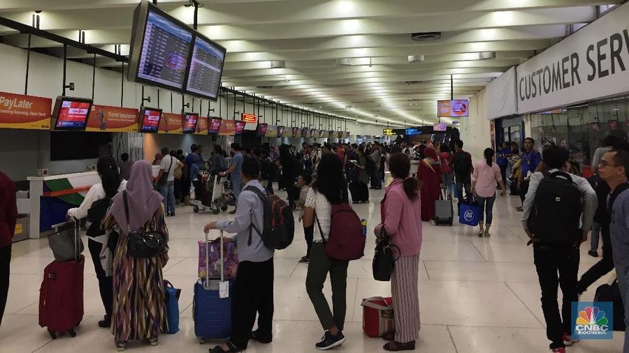 Suasana Bandara Soekarno-Hatta h-1 lebaran (վ/Monica Wareza)