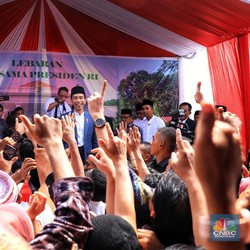 Intip Tamu Open House Jokowi: Warga Biasa sampai Dubes & AHY