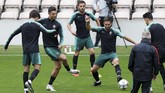 Cristiano Ronaldo kembali menjalani pemusatan latihan untuk membawa timnas Portugal melangkah ke final UEFA Nations League. (REUTERS/Rafael Marchante)