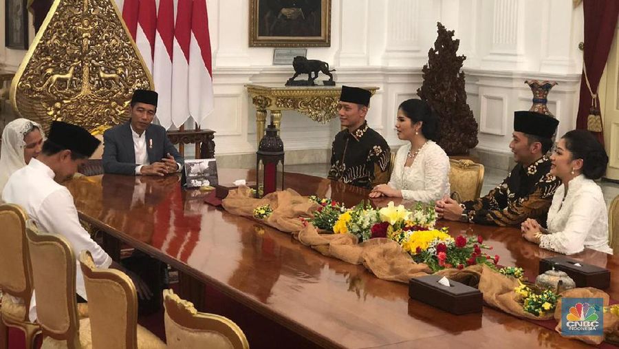 Berbagai kalangan masyarakat hadir dalam open house Jokowi di Istana Negara, Rabu (5/6/2019).