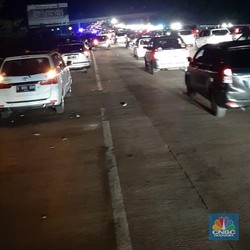 One Way di Tol Cipali KM72 Berlaku Sampai 21.30 WIB