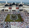 OJK Ungkap Potensi Pasar Bank Syariah di Daerah Islam Tertua RI