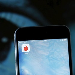 Waspada Pakai Tinder! Banyak Pengguna Sudah Punya Pasangan