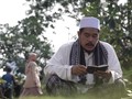 Lantunan Doa Syarif di Atas Pusara