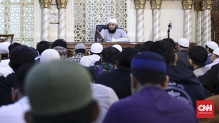 Rela Berhenti Kerja Usai Dengar Kajian 'Hijrah' Basalamah