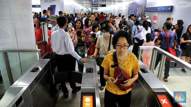 Naik MRT Bisa Lewat OVO, Dana, LinkAja, dan GoPay Mulai 2020