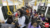 Masyarakat juga dapat mengetahui bagaimana pengoperasian MRT Jakarta hingga dapat menyajikan pelayanan yang sekarang dapat dinikmati setiap hari. (CNN Indonesia/Adhi Wicaksono)