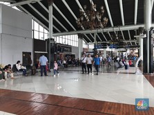 Penumpang Numpuk di Bandara, AP II dan Kemenkes Kena 'Sentil'