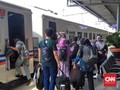 Pemudik di Stasiun Gambir dan Senen Masih Tinggi