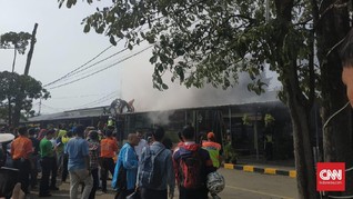 Korsleting, Minimarket Stasiun Pasar Senen Sempat Terbakar