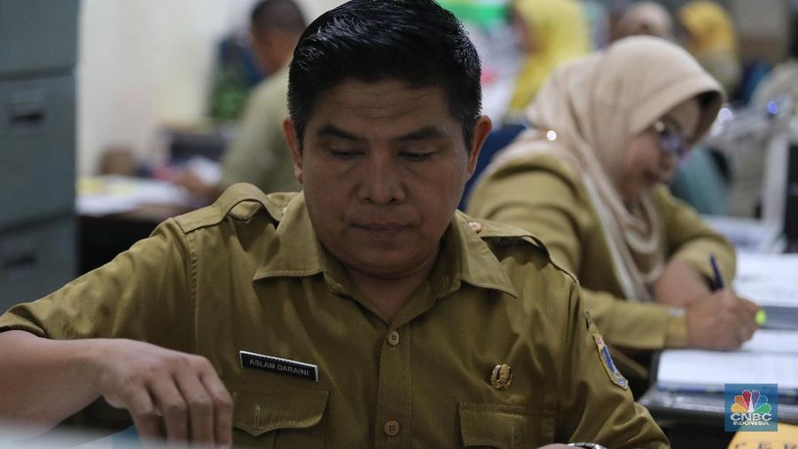 Lowongan CPNS Dibuka Oktober, Ini Syarat dan Daftar Gajinya
