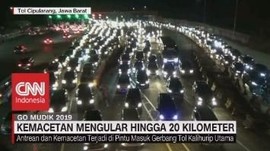 VIDEO: Kemacetan Mengular Hingga 20 Km di Tol Cipularang