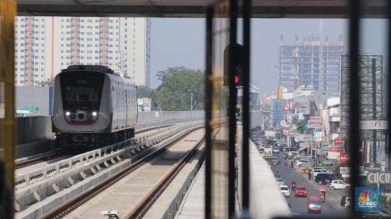 PT LRT Jakarta selaku operator akan memberlakukan tarif Rp 5.000 seiring berakhirnya masa uji publik.