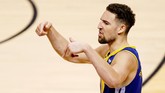Toronto Raptors unggul 103-97 di sisa dua menit namun kemudian musnah lantaran Golden State Warriors mencetak tiga three point lewat Klay Thompson dan Stephen Curry. (REUTERS/John E. Sokolowski-USA TODAY Sports)