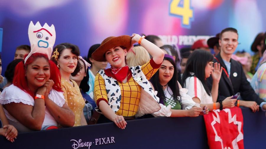 Kisah perjalanan geng Woody dan Buzz Lightyear dalam Toy Story 4 memenangkan piala di ajang Academy Awards 2020.