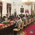 Kumpulkan Para Pengusaha, Jokowi Minta Tiga Pekerjaan