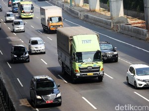 Simak! Truk Dilarang Melintas Saat Libur Isra Miraj-Imlek, Ini Rinciannya