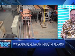 Upaya Menambal Keretakan Industri Keramik