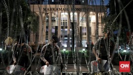 MK Dikawal 45 Ribu Aparat di Sidang Putusan, KPU 8 Ribu