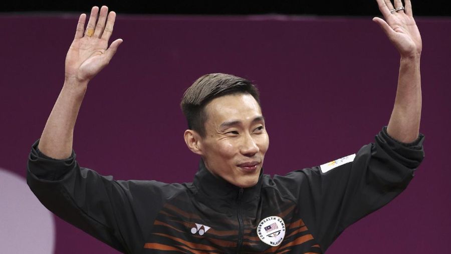 Mantan pemain bulu tangkis nomor satu dunia, Lee Chong Wei, mengumumkan akan pensiun dari kancah badminton profesional setelah 19 tahun berkarir.