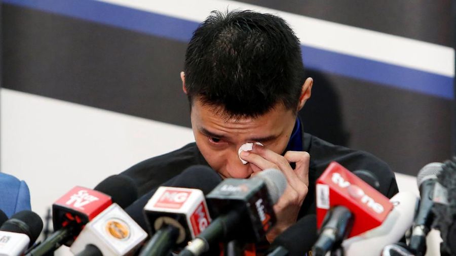 Lee Chong Wei, mengumumkan akan pensiun dari kancah badminton profesional setelah 19 tahun berkarir.