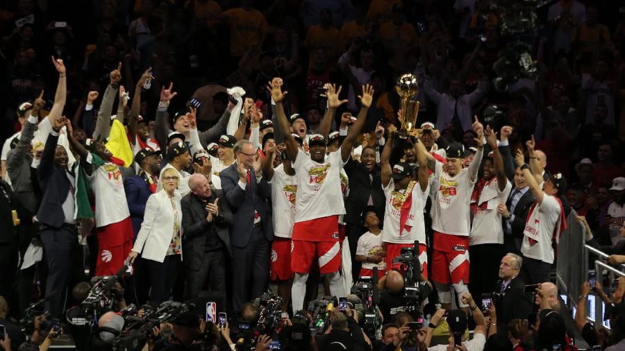 Raptors memenangkan laga keenam NBA Finals 2019 (14/06) yg digelar di markas lawannya Golden State Warrior di Oracle Arena, Canada.