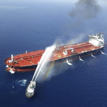 Ketika AS Tuduh Iran Biang Keladi Serangan Dua Kapal Tanker