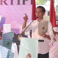 Wahai Para Menteri, Ini Ultimatum Terakhir Jokowi soal CAD!